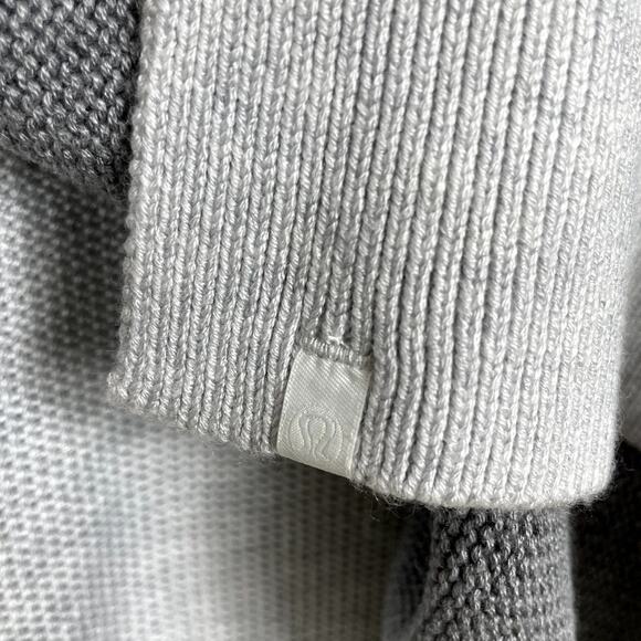 Lululemon Opened Up Poncho Cashlu Fabric Heathered Core Ultra Light Gray Sz M/L - Picture 12 of 16